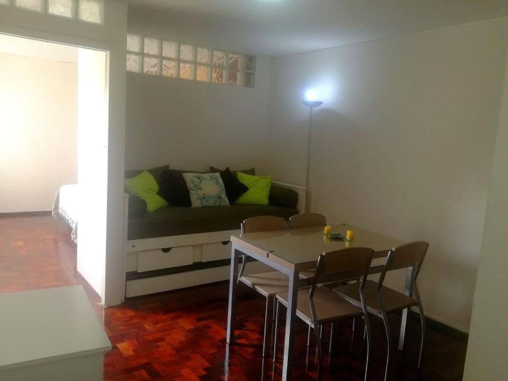 Acogedor Departamento Frente Al Parque Civico Apartment Мендоса Екстериор снимка